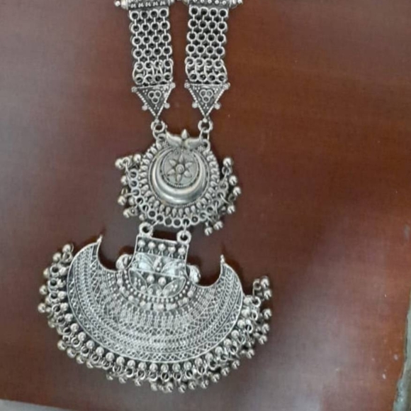 Oxidised silver jewellery necklaces and earrings - Picture 3 of 4